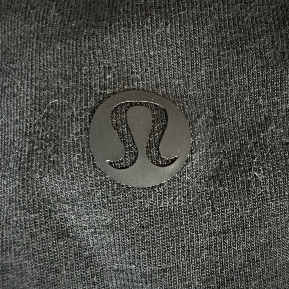 Women's Lululemon Love Long Sleeve Black Shirt Workout/Running Top Size 6